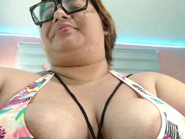 lexxy-bbw webcam