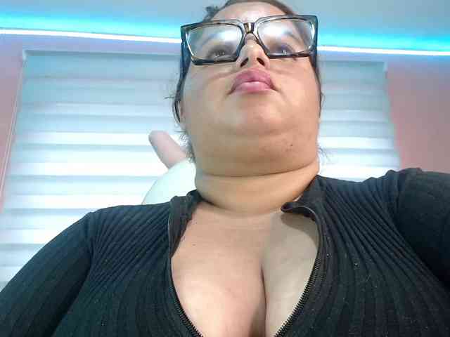 lexxy-bbw webcam