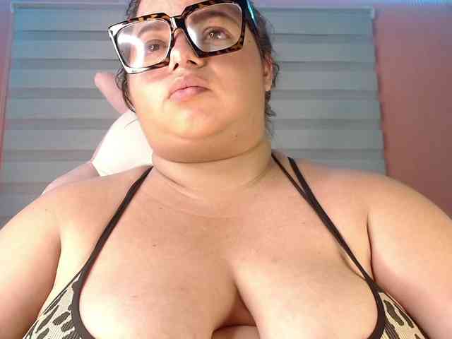 lexxy-bbw webcam