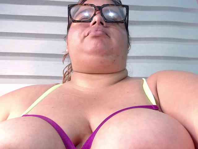 lexxy-bbw webcam