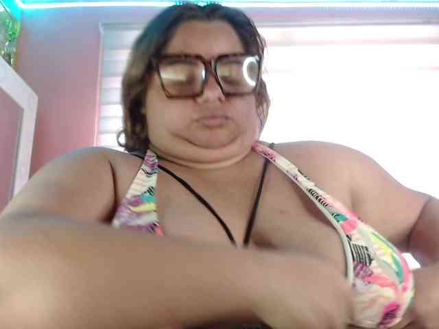 lexxy-bbw webcam