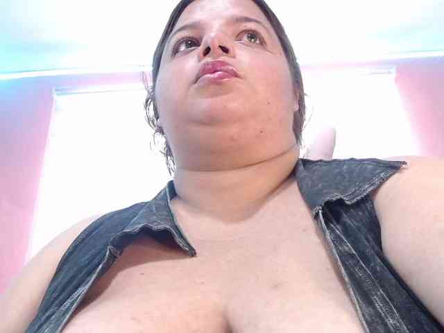 lexxy-bbw webcam