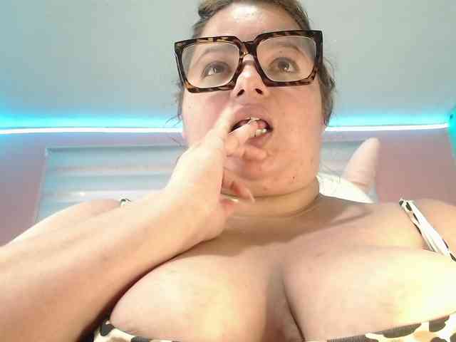 lexxy-bbw webcam