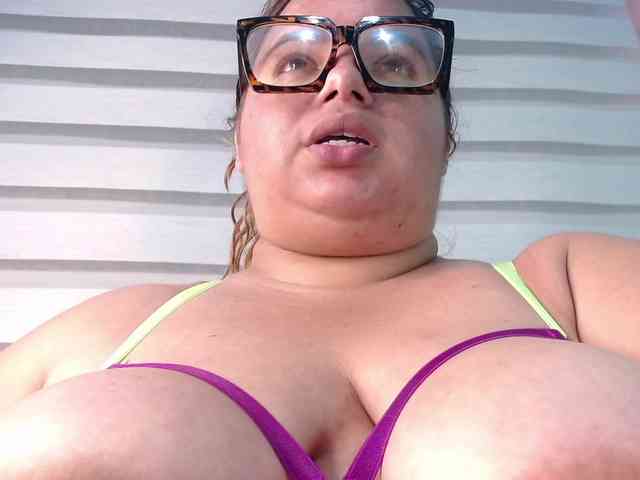 lexxy-bbw webcam