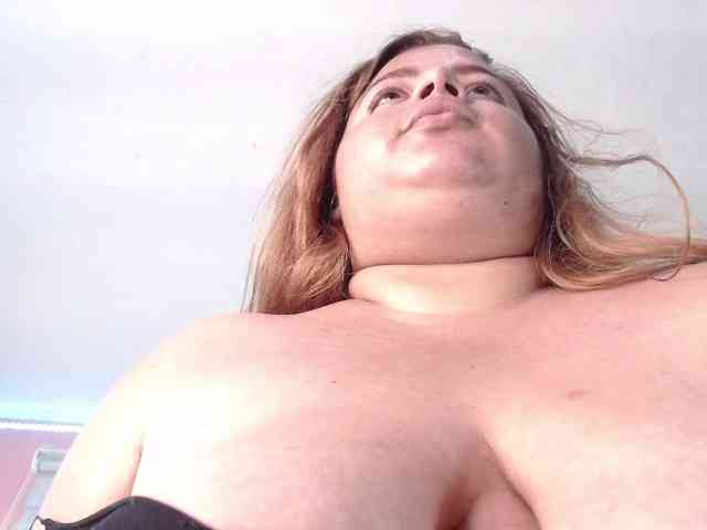 lexxy-bbw webcam