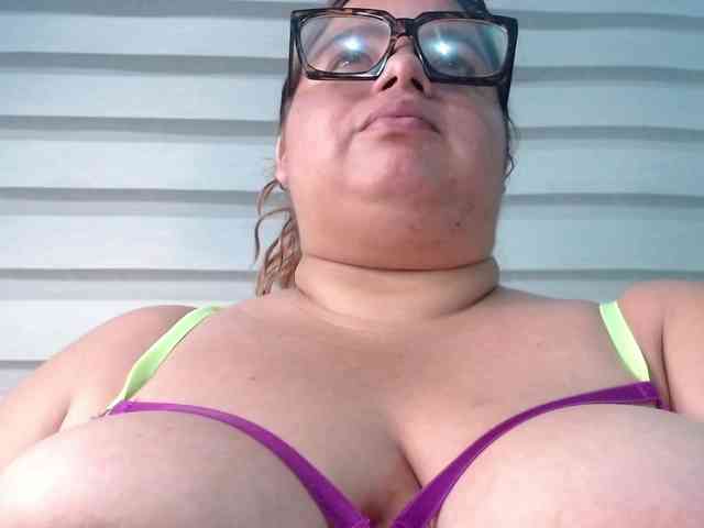 lexxy-bbw webcam