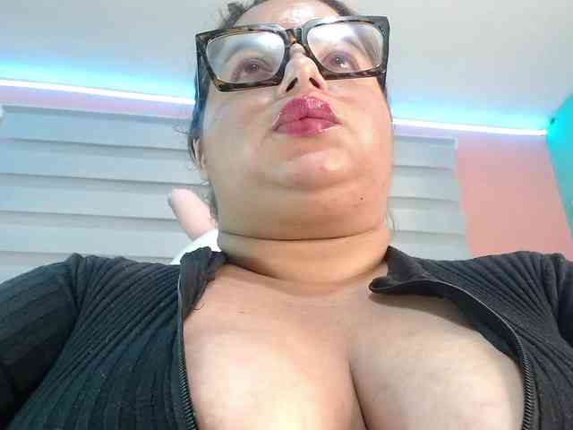 lexxy-bbw webcam