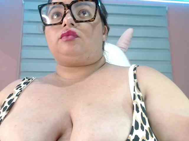 lexxy-bbw webcam