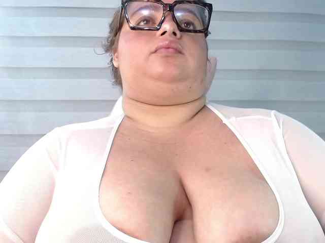 lexxy-bbw webcam