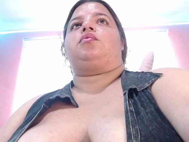 lexxy-bbw webcam