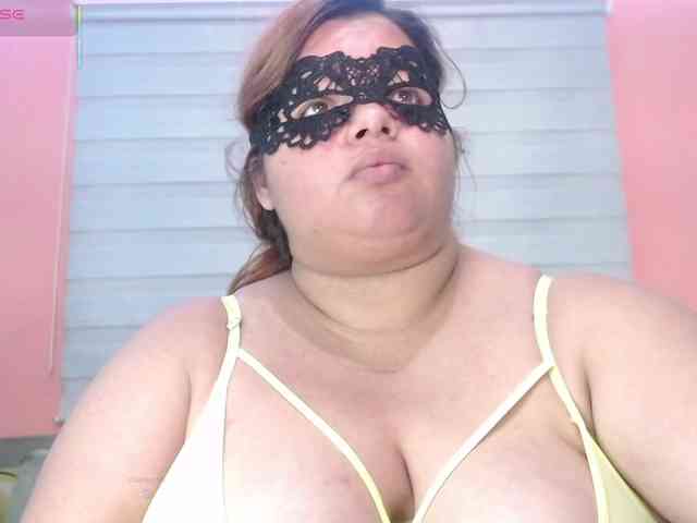 lexxy-bbw webcam