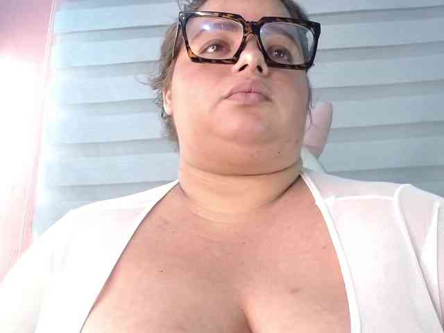 lexxy-bbw webcam