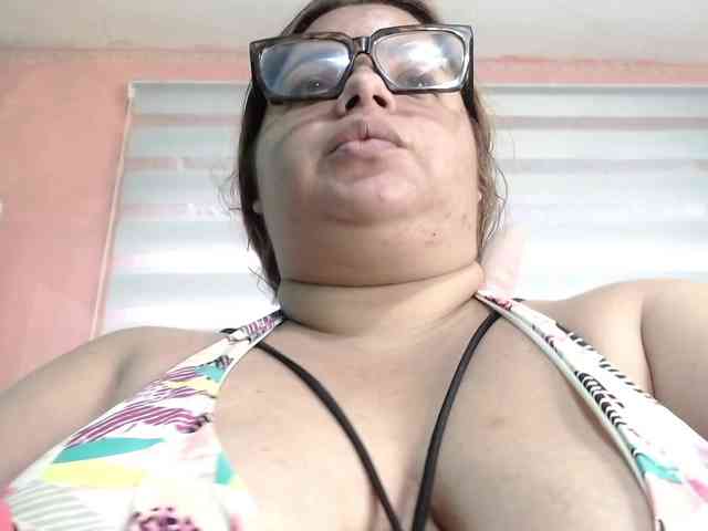 lexxy-bbw webcam