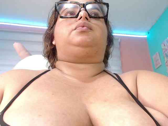 lexxy-bbw webcam