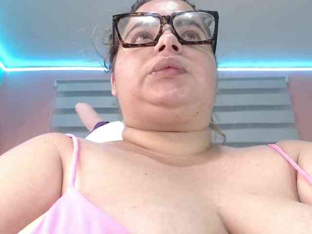 lexxy-bbw webcam