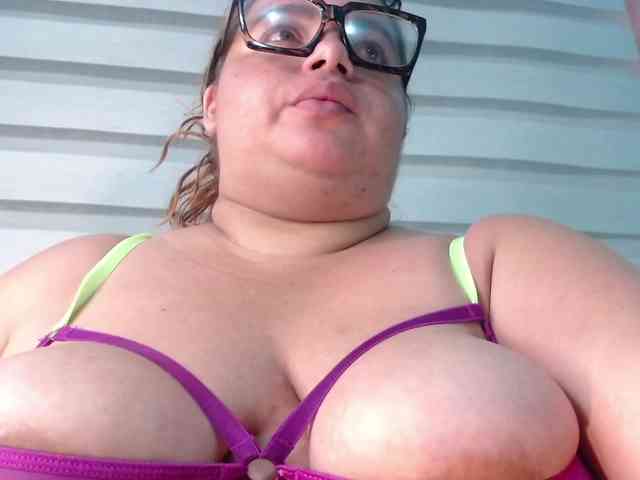 lexxy-bbw webcam