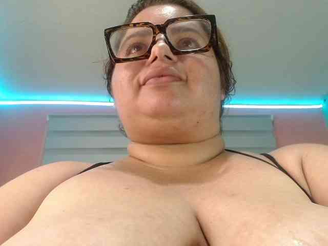 lexxy-bbw webcam