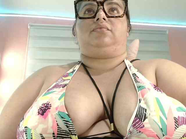 lexxy-bbw webcam