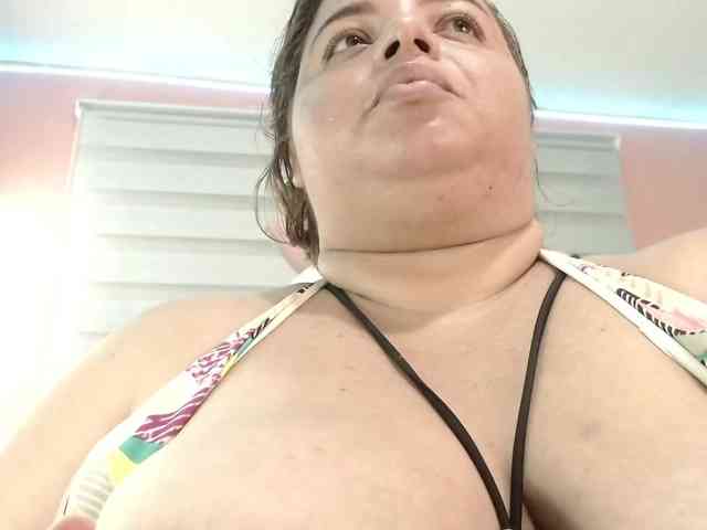lexxy-bbw webcam