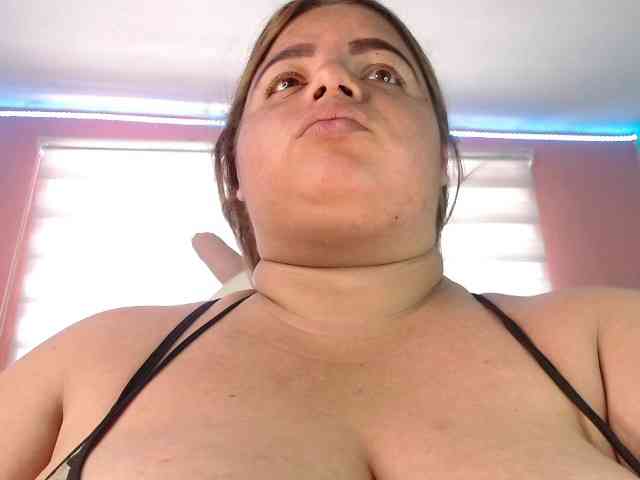 lexxy-bbw webcam