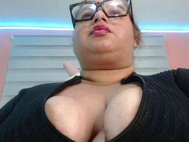 lexxy-bbw webcam