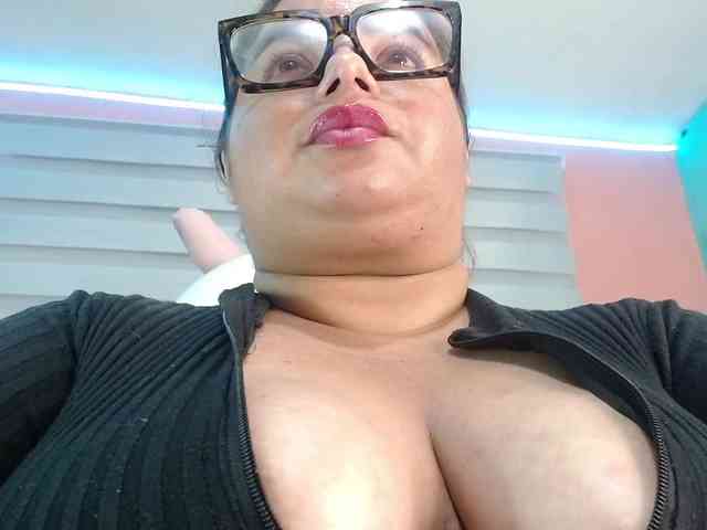 lexxy-bbw webcam