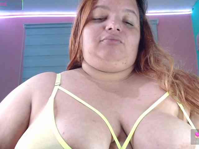 lexxy-bbw webcam