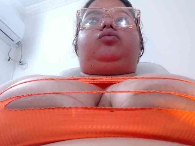 lexxy-bbw webcam