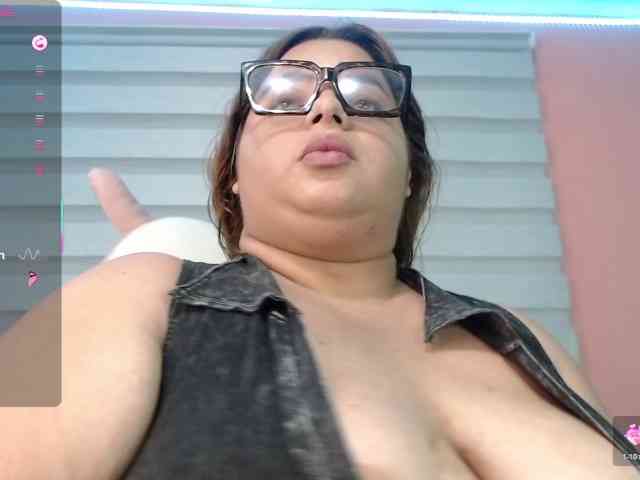 lexxy-bbw webcam