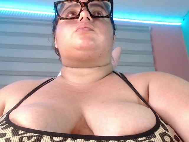 lexxy-bbw webcam