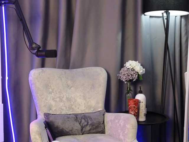 SweetPie live cam on BongaCams