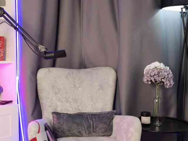 SweetPie Live Webcam on BongaCams