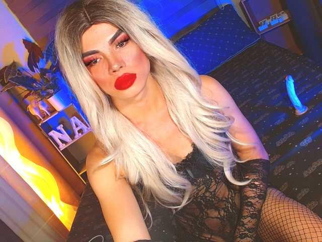 misslovelyshyna live webcam show