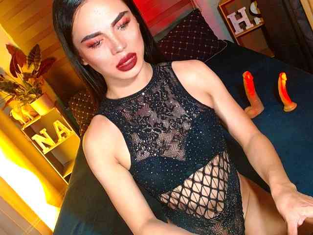 misslovelyshyna Live Webcam on BongaCams