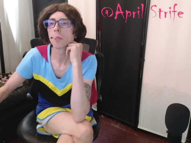 April-Strife live cam