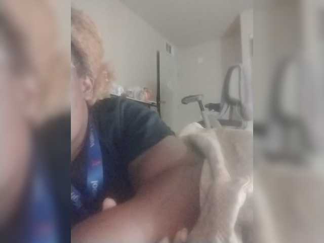Quaylababe1 live cam