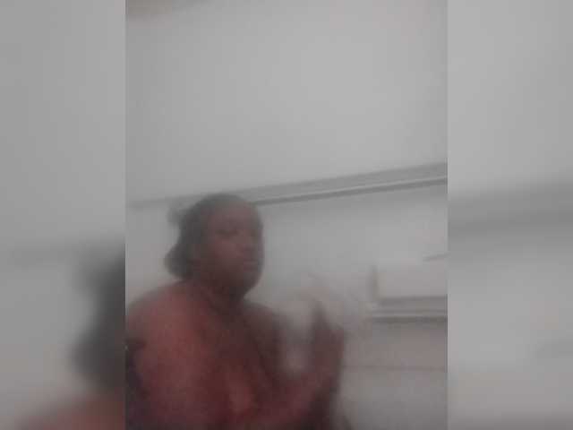 Quaylababe1 live cam on BongaCams