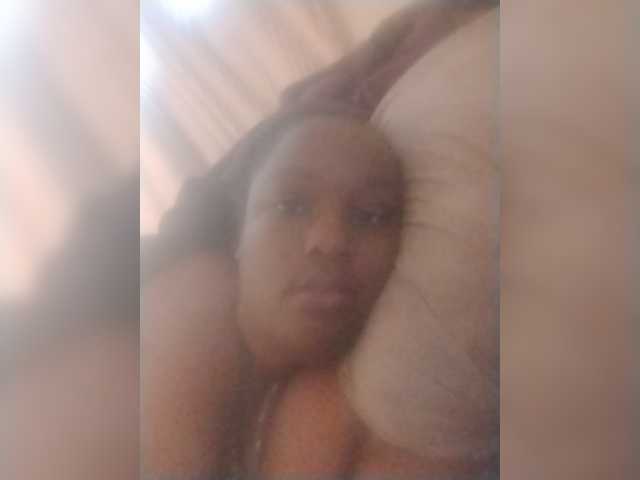 Quaylababe1 live cam on BongaCams
