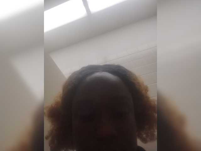 Quaylababe1 live cam on BongaCams