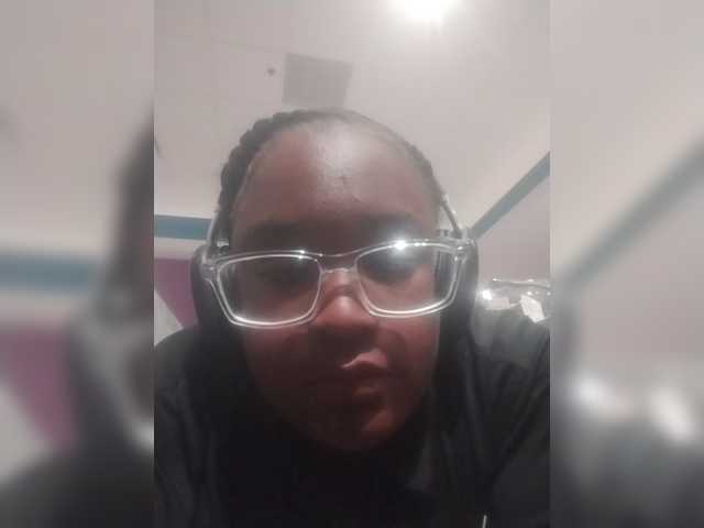 Quaylababe1 live cam on BongaCams
