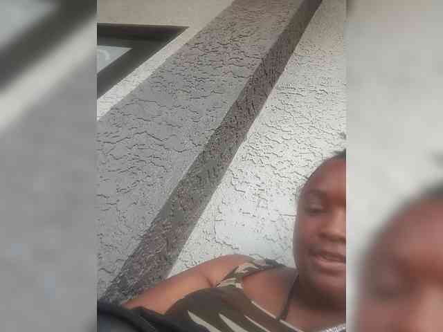 Quaylababe1 webcam