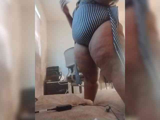 Quaylababe1 webcam