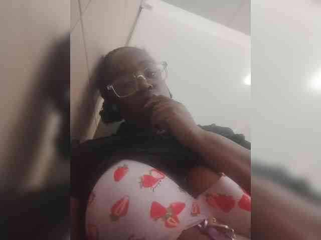 Quaylababe1 webcam