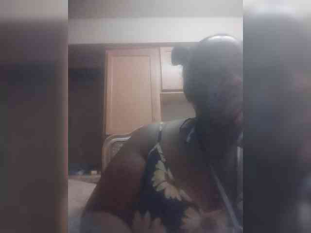 Quaylababe1 webcam