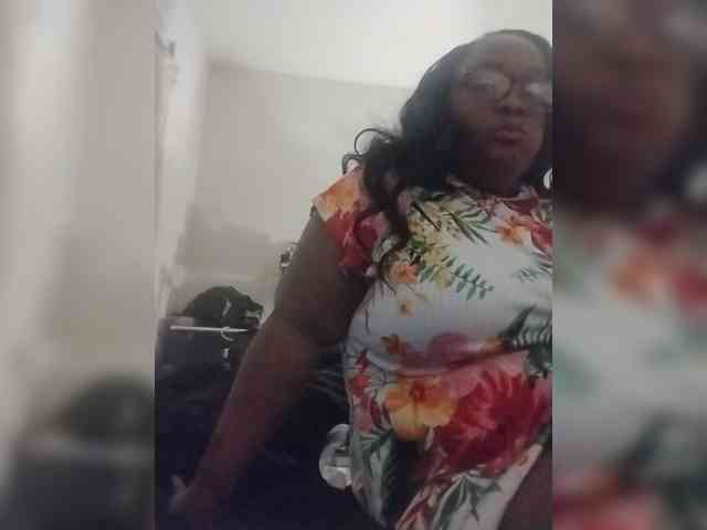 Quaylababe1 webcam