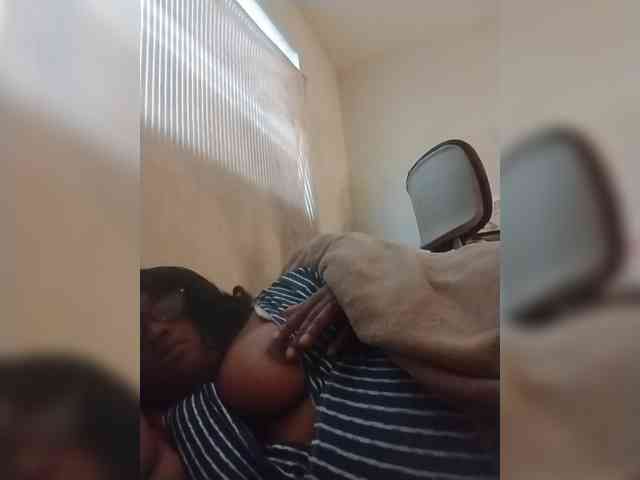 Quaylababe1 webcam