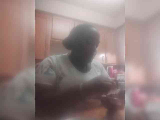 Quaylababe1 webcam