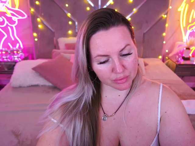  KiraCandyS chat room