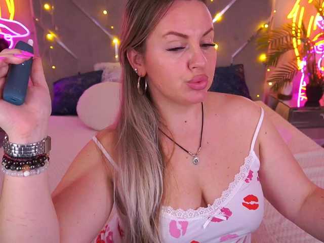  KiraCandyS chat room