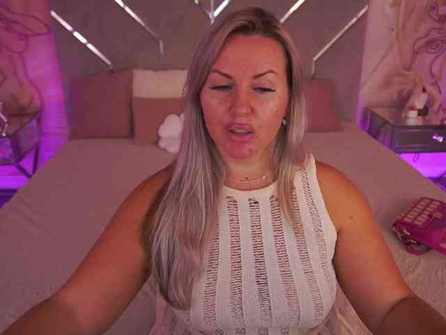 KiraCandyS webcam